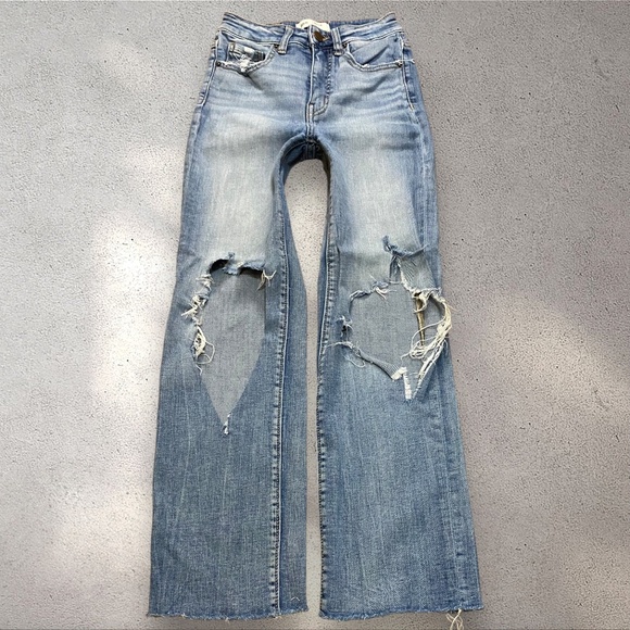 BKE Billie Slim Fit High Rise Cropped Straight Jeans - Picture 1 of 6